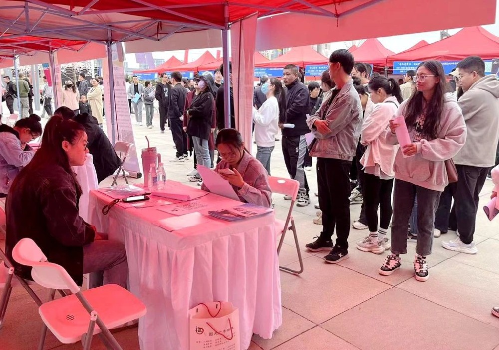 促就業(yè)，助發(fā)展——傳祁甘味乳業(yè)組織多渠道人才招聘