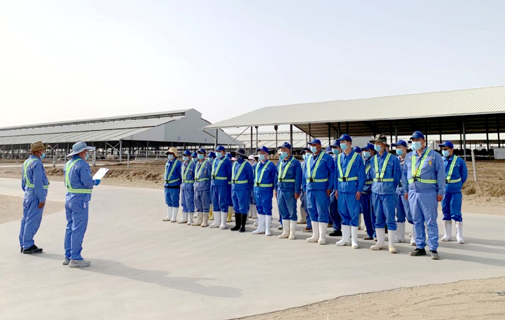 甘肅前進牧業(yè)燕塘傳祁牧場舉行春季消防應(yīng)急預(yù)案演練