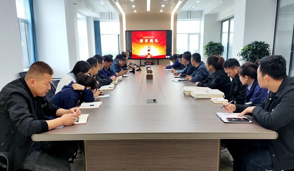 甘肅前進集團傳祁甘味乳業(yè)召開食品質(zhì)量安全月活動總結(jié)大會