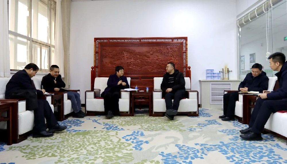 副市長婁金華到甘肅傳祁乳業(yè)調(diào)研