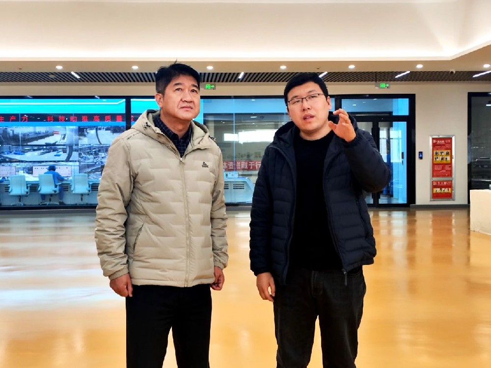 蘭州新區(qū)管委會副主任陳仁朝到甘肅前進(jìn)集團(tuán)傳祁甘味乳業(yè)調(diào)研