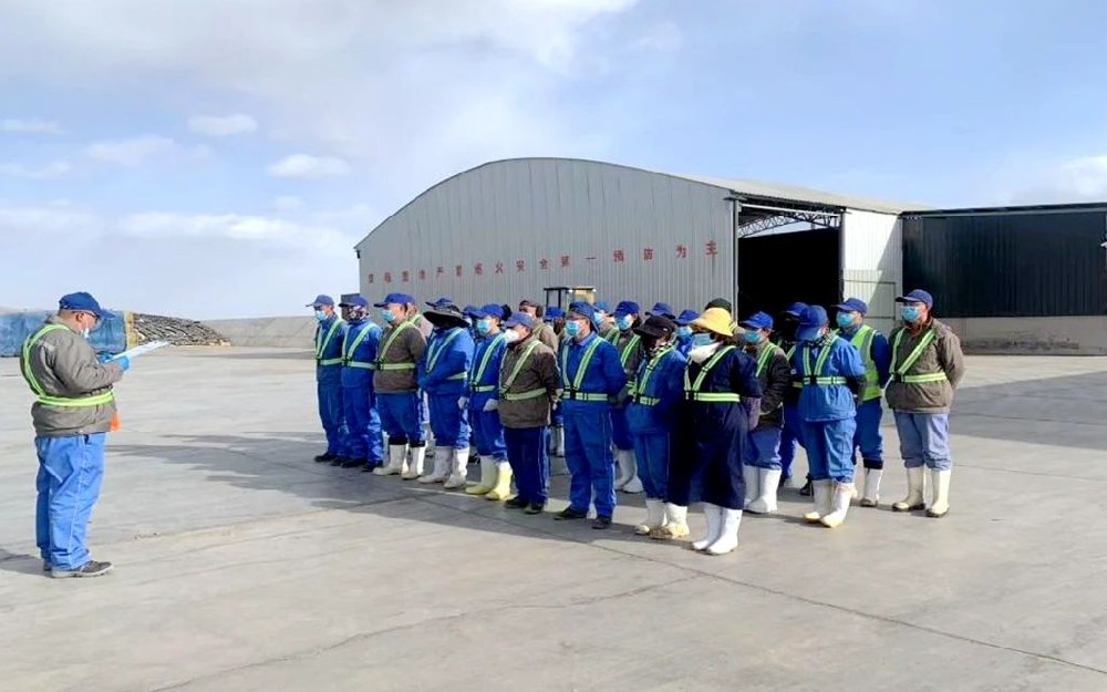 甘肅前進(jìn)牧業(yè)燕塘傳祁牧場(chǎng)開(kāi)展春季消防應(yīng)急演練