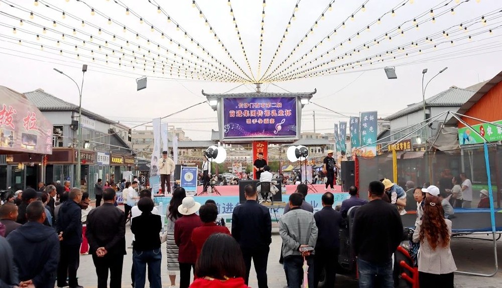 “甘肅前進集團·傳祁乳業(yè)杯”歌手爭霸賽決賽燃爆長沙門夜市，冠軍斬獲萬元大獎