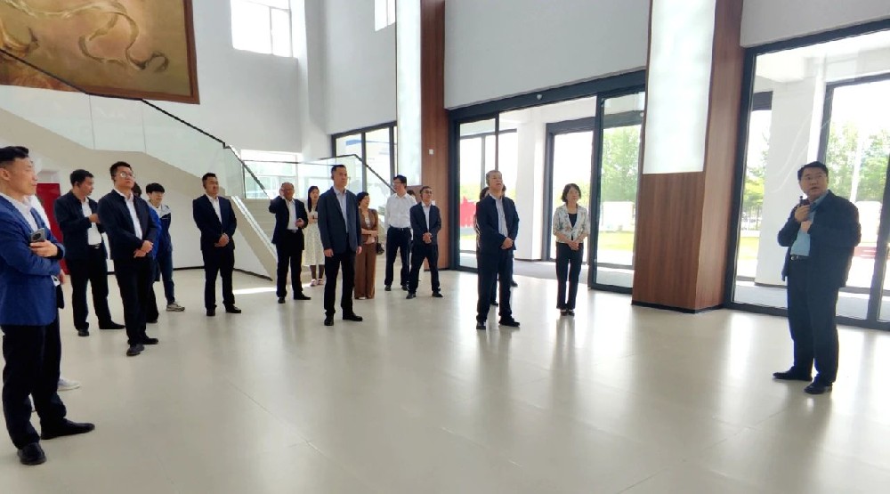 甘肅省國(guó)民健康營(yíng)養(yǎng)委員會(huì)一行走進(jìn)傳祁甘味乳業(yè)調(diào)研