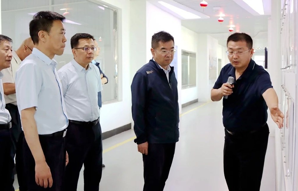 省農(nóng)業(yè)農(nóng)村廳副廳長李志榮到甘肅前進集團調(diào)研